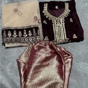 Bonanza velvet dress